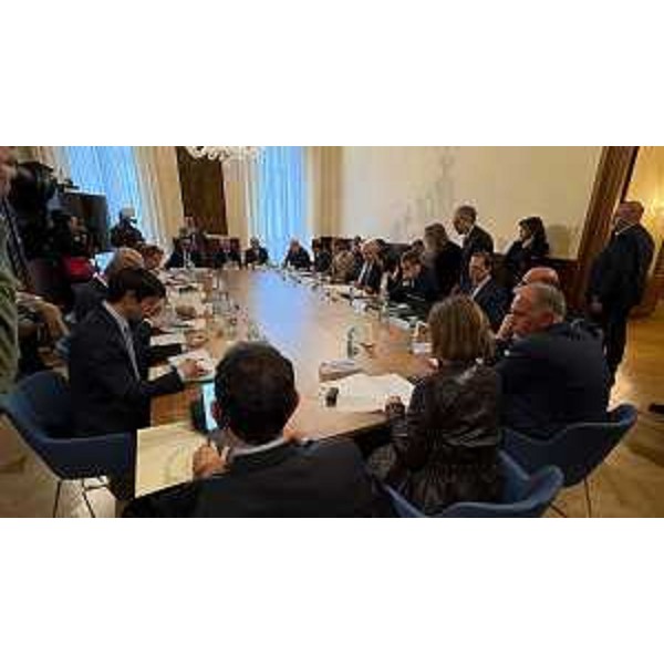 Lincontro con il commissario europeo al Bilancio e allantifrode, Piotr Serafin, svoltosi a Roma nella sede di rappresentanza della Regione Friuli Venezia Giulia. - Lincontro con il commissario europeo al Bilancio e allantifrode, Piotr Serafin, svoltosi a Roma nella sede di rappresentanza della Regione Friuli Venezia Giulia.