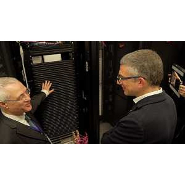 L'assessore Roberti all'inaugurazione del nuovo Data center di Bic incubatori a Trieste - L'assessore Roberti all'inaugurazione del nuovo Data center di Bic incubatori a Trieste