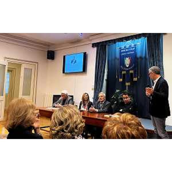 L'intervento dell'assessore regionale Roberti all'incontro svoltosi a Trieste - L'intervento dell'assessore regionale Roberti all'incontro svoltosi a Trieste