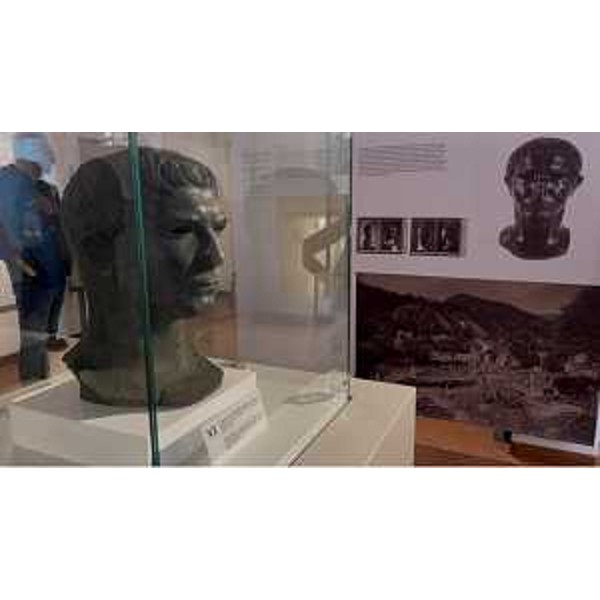 Una delle stanze del museo archeologico di Zuglio - Una delle stanze del museo archeologico di Zuglio