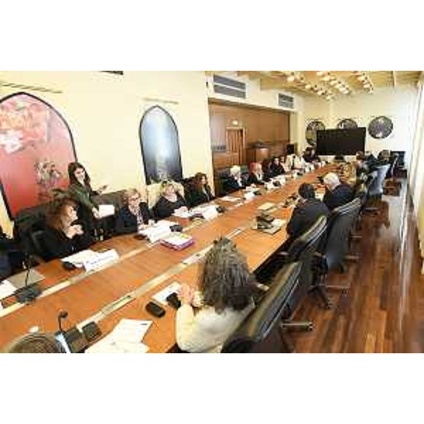 Un momento dell'insediamento della nuova Commissione Pari Opportunità - Un momento dell'insediamento della nuova Commissione Pari Opportunità