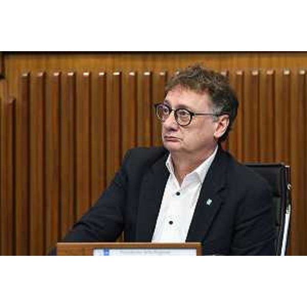 Il presidente della III Commissione, Carlo Bolzonello (Fedriga presidente) - Il presidente della III Commissione, Carlo Bolzonello (Fedriga presidente)