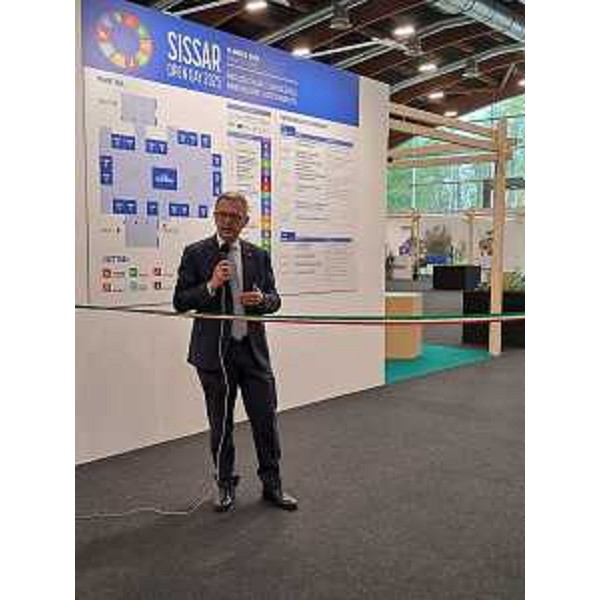 L'assessore Zannier interviene all'inaugurazione - L'assessore Zannier interviene all'inaugurazione