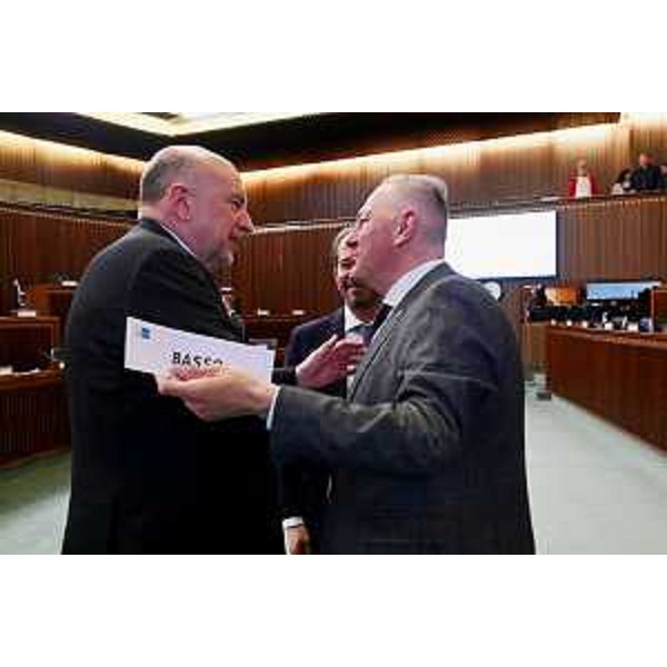 Da dx, Alessandro Basso (FdI) e Roberto Cosolini (Pd) - Da dx, Alessandro Basso (FdI) e Roberto Cosolini (Pd)