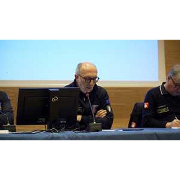 L'assessore Riccardi interviene convocazione straordinaria dei sindaci dei Comuni del Friuli Venezia Giulia, dei coordinatori dei Gruppi comunali e dei presidenti delle associazioni di volontariato di Protezione civile - L'assessore Riccardi interviene convocazione straordinaria dei sindaci dei Comuni del Friuli Venezia Giulia, dei coordinatori dei Gruppi comunali e dei presidenti delle associazioni di volontariato di Protezione civile