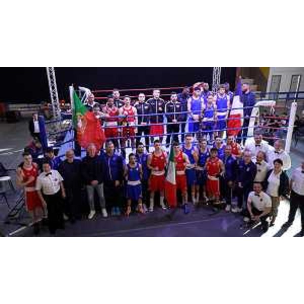 L'assessore Scoccimarro alle premiazioni del Trofeo delle Aquile a Monfalcone - L'assessore Scoccimarro alle premiazioni del Trofeo delle Aquile a Monfalcone