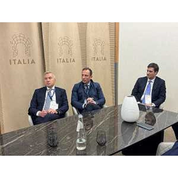 Il governatore Massimiliano Fedriga, l'assessore Sergio Emidio Bini e il direttore generale della Lef Marco Olivotto - Il governatore Massimiliano Fedriga, l'assessore Sergio Emidio Bini e il direttore generale della Lef Marco Olivotto