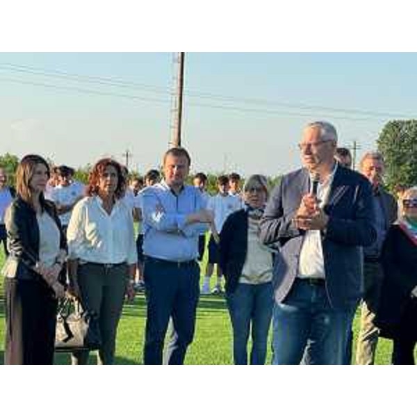 L'intervento di Mauro Bordin, presidente del Cr Fvg. Alla sua sinistra si riconoscono l'assessore regionale Barbara Zilli e il consigliere regionale Massimiliano Pozzo - L'intervento di Mauro Bordin, presidente del Cr Fvg. Alla sua sinistra si riconoscono l'assessore regionale Barbara Zilli e il consigliere regionale Massimiliano Pozzo