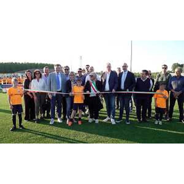 Il taglio del nastro - Il taglio del nastro