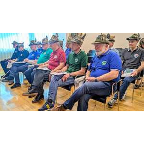 L'assessore con delega alla Protezione civile del Friuli Venezia Giulia Riccardo Riccardi alla presentazione della nuova polo "Io sono Friuli Venezia Giulia - Alpini" realizzata per la 96ª Adunata nazionale degli Alpini di Biella, dal 9 all'11 maggio 2025. - L'assessore con delega alla Protezione civile del Friuli Venezia Giulia Riccardo Riccardi alla presentazione della nuova polo "Io sono Friuli Venezia Giulia - Alpini" realizzata per la 96ª Adunata nazionale degli Alpini di Biella, dal 9 all'11 maggio 2025.