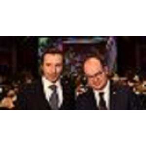 Sulla destra il vicegovernatore Mario Anzil, al suo fianco il direttore artistico del Rossetti Paolo Valerio - Sulla destra il vicegovernatore Mario Anzil, al suo fianco il direttore artistico del Rossetti Paolo Valerio