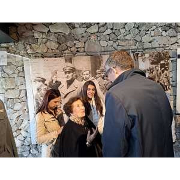 Roberti nello spazio del Centro di documentazione della Foiba di Basovizza dedicato alle Fiamme Gialle - Roberti nello spazio del Centro di documentazione della Foiba di Basovizza dedicato alle Fiamme Gialle