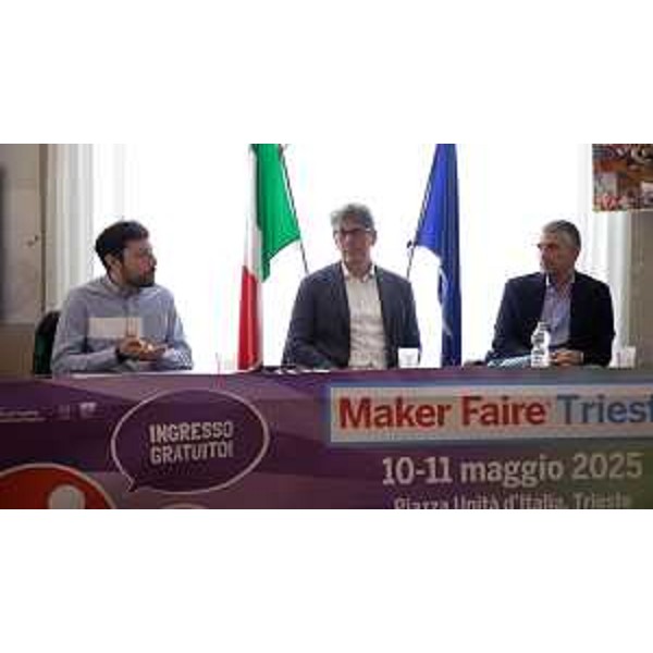 L'assessore Roberti (a destra) alla presentazione della Maker Faire 2025 - L'assessore Roberti (a destra) alla presentazione della Maker Faire 2025