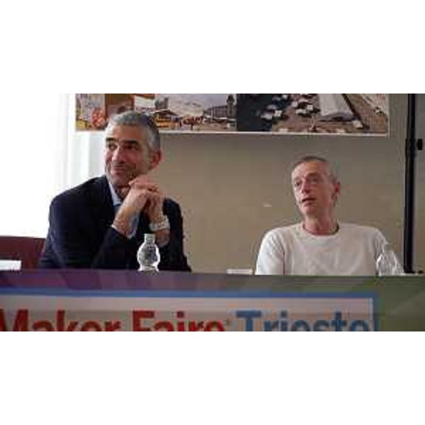 L'assessore Roberti (a sinistra) alla presentazione della Maker Faire 2025 - L'assessore Roberti (a sinistra) alla presentazione della Maker Faire 2025