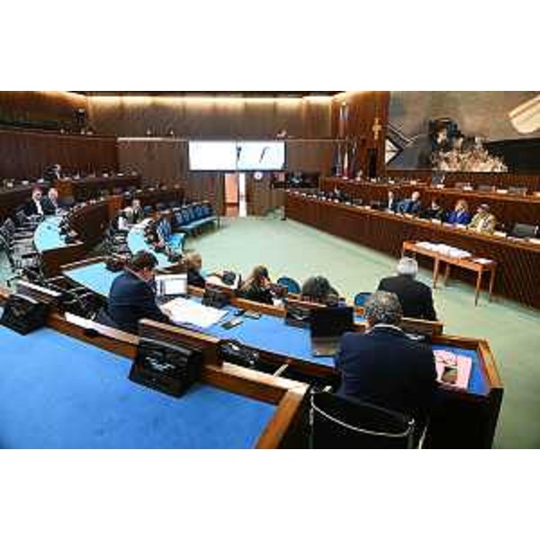 Un momento dei lavori della VI Commissione - Un momento dei lavori della VI Commissione