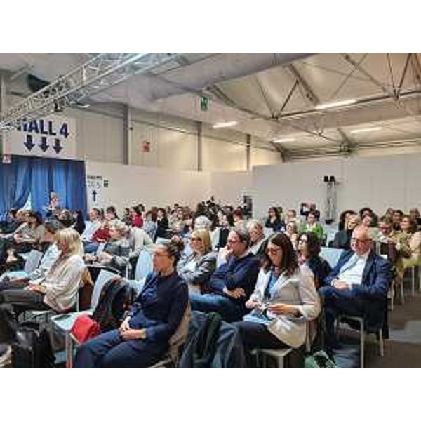 Il pubblico che ha partecipato al convegno organizzato nell'ambito della manifestazione fieristica "104 - The Caregiving Expo" a Pordenone. - Il pubblico che ha partecipato al convegno organizzato nell'ambito della manifestazione fieristica "104 - The Caregiving Expo" a Pordenone.