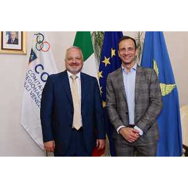 Il governatore del Friuli Venezia Giulia Massimiliano Fedriga e il nuovo presidente del comitato regionale del Coni Andrea Marcon. - Il governatore del Friuli Venezia Giulia Massimiliano Fedriga e il nuovo presidente del comitato regionale del Coni Andrea Marcon.