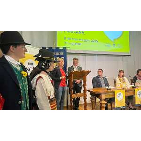 L'assessore alle Finanze del Friuli Venezia Giulia Barbara Zilli, al lancio del progetto Teche Folk, presentato nell'ambito della Setemane de Culture Furlane. - L'assessore alle Finanze del Friuli Venezia Giulia Barbara Zilli, al lancio del progetto Teche Folk, presentato nell'ambito della Setemane de Culture Furlane.