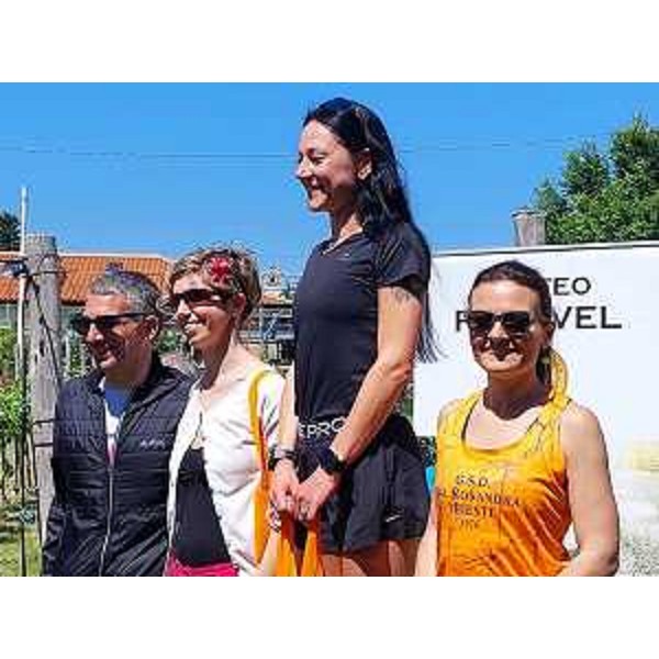 L'assessore regionale Roberti alle premiazioni della seconda prova del Trofeo Parovel a SAn Dorligo della Valle/Dolina - L'assessore regionale Roberti alle premiazioni della seconda prova del Trofeo Parovel a SAn Dorligo della Valle/Dolina