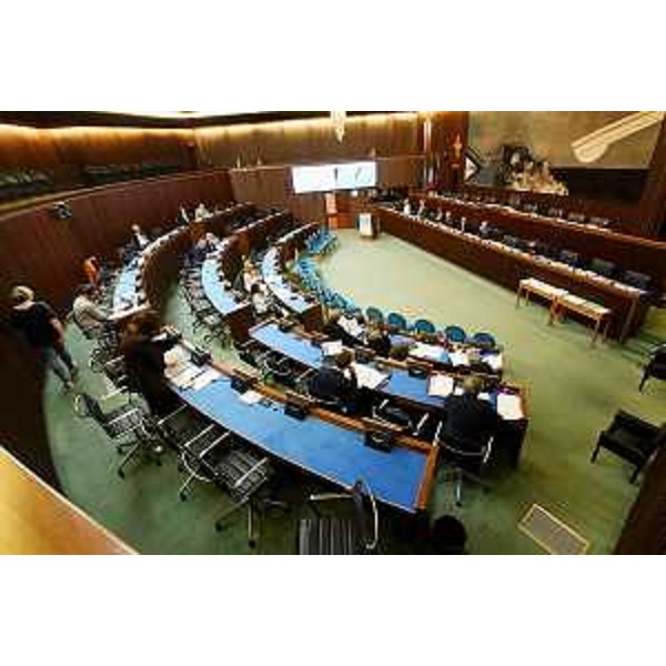 I lavori durante la seduta della III Commissione consiliare - I lavori durante la seduta della III Commissione consiliare