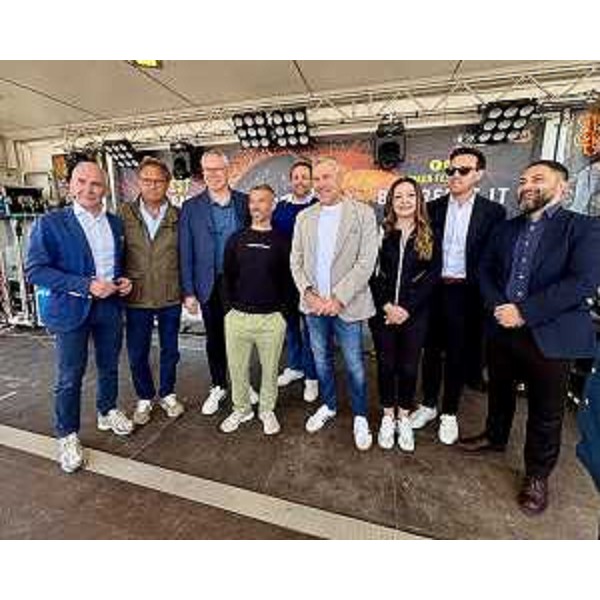 L'assessore alle Attività produttive e Turismo Sergio Emidio Bini all'inaugurazione della 39esima edizione del Biker Fest International di Lignano Sabbiadoro. - L'assessore alle Attività produttive e Turismo Sergio Emidio Bini all'inaugurazione della 39esima edizione del Biker Fest International di Lignano Sabbiadoro. 