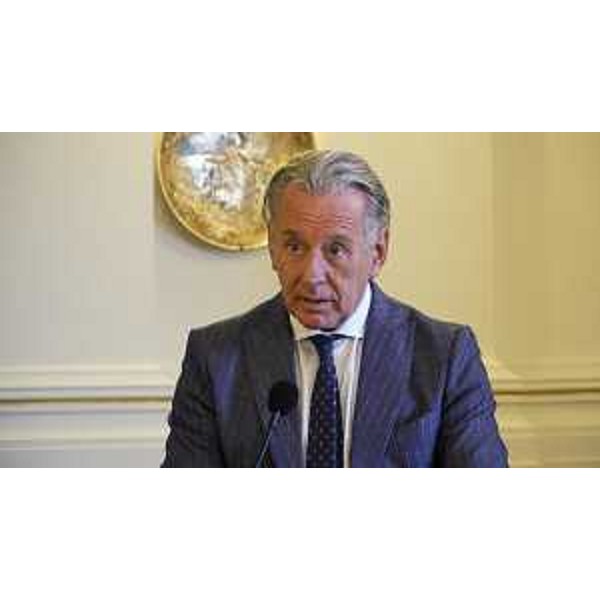 L'assessore Scoccimarro cerimonia di consegna nei saloni della Prefettura di Trieste, dei diplomi di onorificenza dell'Ordine al Merito della Repubblica Italiana - L'assessore Scoccimarro cerimonia di consegna nei saloni della Prefettura di Trieste, dei diplomi di onorificenza dell'Ordine al Merito della Repubblica Italiana