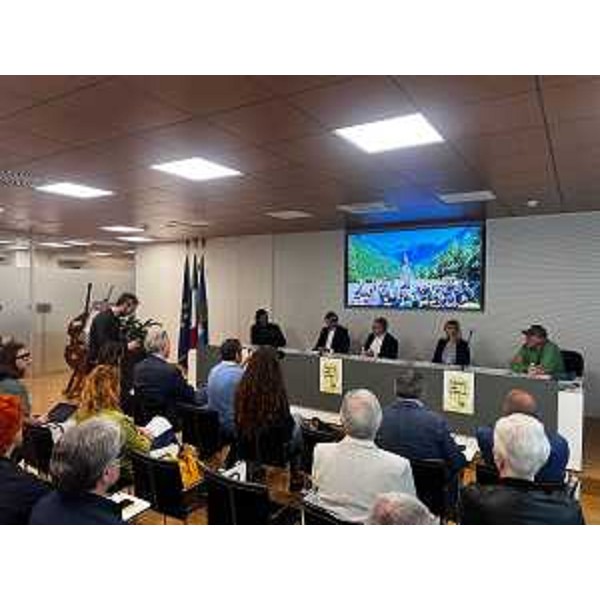 La presentazione di Palchi nei parchi - La presentazione di Palchi nei parchi