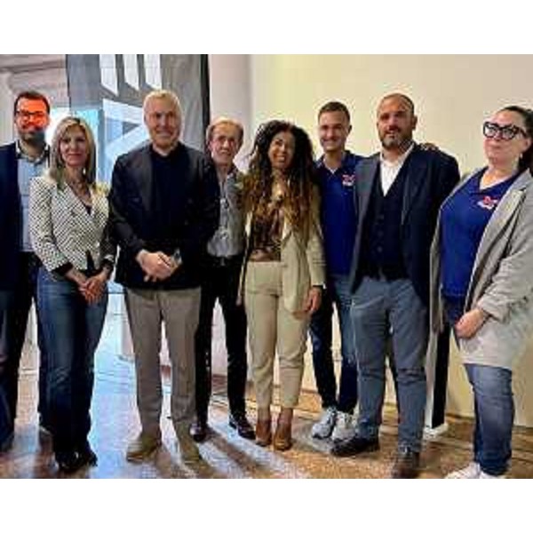 L'assessore regionale Sergio Emidio Bini, terzo da sinistra, a Sacile alla presentazione di Xtreme Days Festival 2025 - L'assessore regionale Sergio Emidio Bini, terzo da sinistra, a Sacile alla presentazione di Xtreme Days Festival 2025