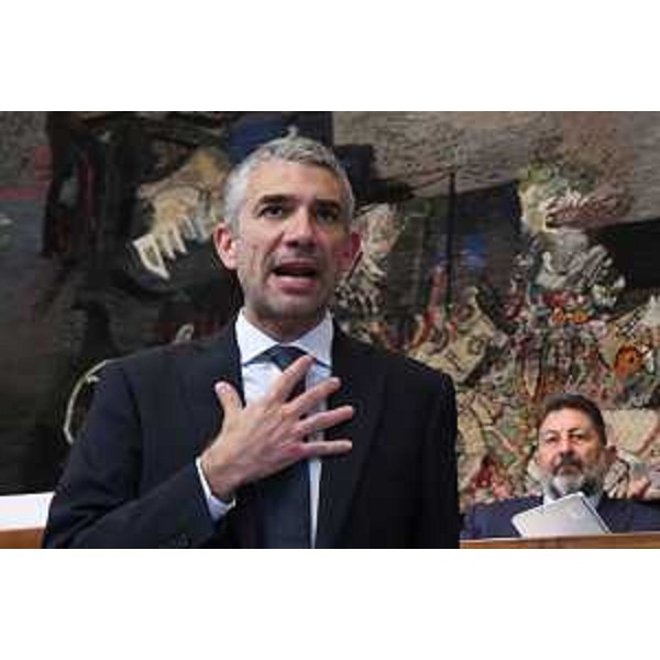 Lassessore alle Autonomie locali Pierpaolo Roberti. - Lassessore alle Autonomie locali Pierpaolo Roberti. 