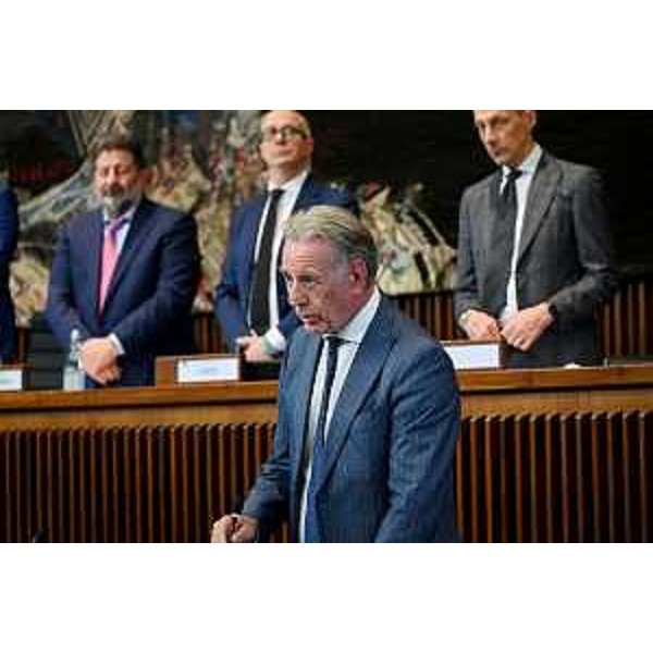 L'assessore Scoccimarro ricorda il pugile triestino Nino Benvenuti - L'assessore Scoccimarro ricorda il pugile triestino Nino Benvenuti