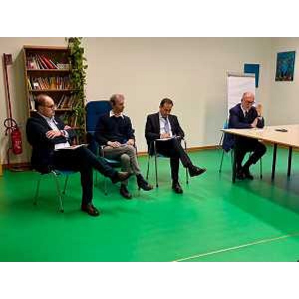 L'intervento dell'assessore regionale alla salute a Codroipo in occasione della presentazione dle nuovo direttore del distretto sociosanitario medio Friuli - L'intervento dell'assessore regionale alla salute a Codroipo in occasione della presentazione dle nuovo direttore del distretto sociosanitario medio Friuli