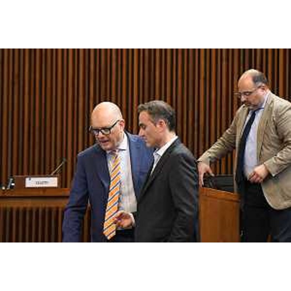 Marco Putto, massimo Moretuzzo (patto per l'Autonomia-Civica Fvg) e Diego Moretti (pd) - Marco Putto, massimo Moretuzzo (patto per l'Autonomia-Civica Fvg) e Diego Moretti (pd)