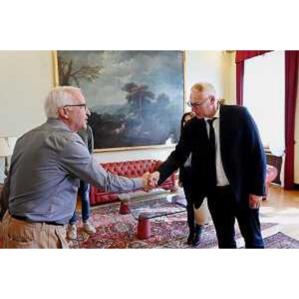 Il presidente del Consiglio regionale del Friuli Venezia Giulia, Mauro Bordin, riceve George Gillette del Dpaa americano - Il presidente del Consiglio regionale del Friuli Venezia Giulia, Mauro Bordin, riceve George Gillette del Dpaa americano