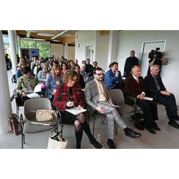 L'affollata platea che ha seguito la Conferenza all'arena Paruzzi di Tarvisio - L'affollata platea che ha seguito la Conferenza all'arena Paruzzi di Tarvisio
