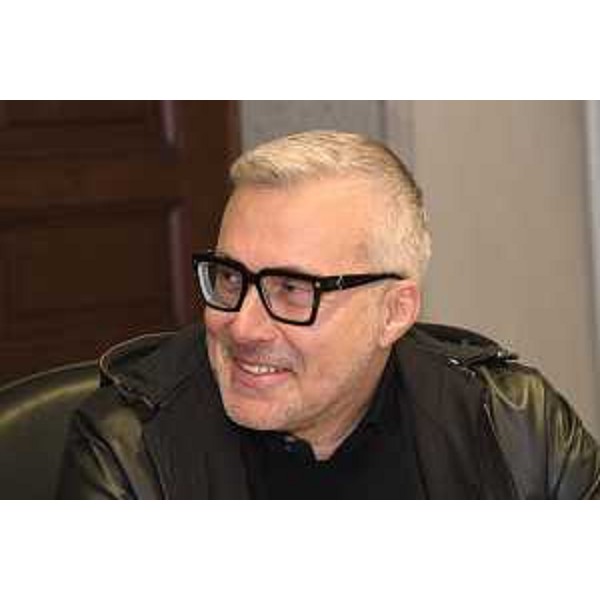 L'assessore regionale alle Attività produttive Sergio Emidio Bini durante la seduta odierna di Giunta - L'assessore regionale alle Attività produttive Sergio Emidio Bini durante la seduta odierna di Giunta