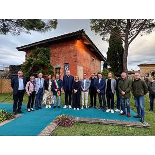 Un momento di "Olio e Dintorni" a Manzano, alla presenza del presidente del Cr Fvg, Mauro Bordin - Un momento di "Olio e Dintorni" a Manzano, alla presenza del presidente del Cr Fvg, Mauro Bordin