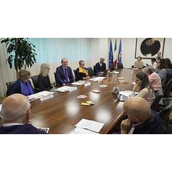 Il vice governatore con delega alla cultura Mario Anzil alla presentazione degli eventi estivi di Tolmezzo - Il vice governatore con delega alla cultura Mario Anzil alla presentazione degli eventi estivi di Tolmezzo