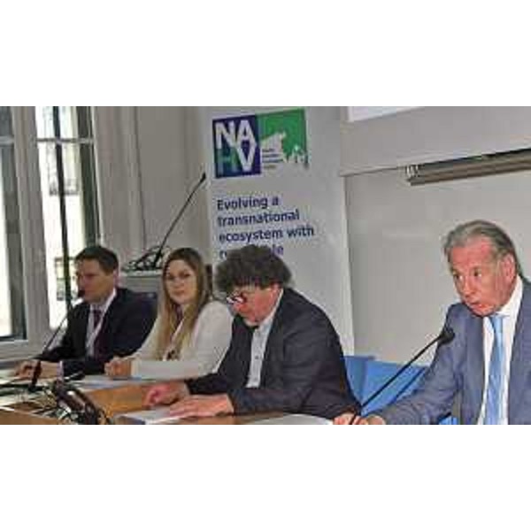 La conferenza stampa del progetto europeo North Adriatic Hydrogen Valley. - La conferenza stampa del progetto europeo North Adriatic Hydrogen Valley.