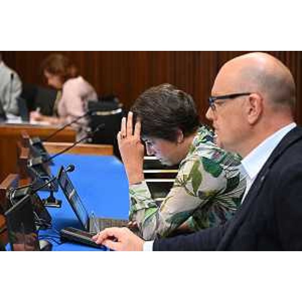 Marco Putto (Patto per l'Autonomia-Civica Fvg) durante la seduta di oggi della IV Commissione - Marco Putto (Patto per l'Autonomia-Civica Fvg) durante la seduta di oggi della IV Commissione