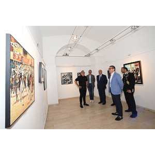 L'inaugurazione della mostra di Adolfo Svetina (primo da sinistra) a Trieste con l'assessore Pierpaolo Roberti (secondo da sinistra) - L'inaugurazione della mostra di Adolfo Svetina (primo da sinistra) a Trieste con l'assessore Pierpaolo Roberti (secondo da sinistra)