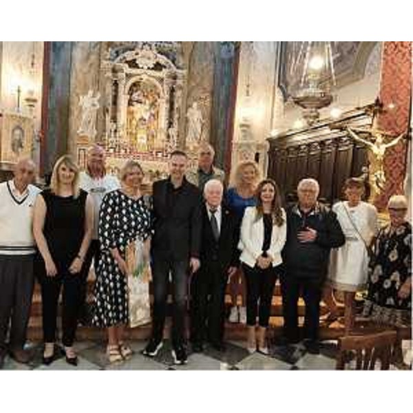 Maddalena Spagnolo (Lega), quarta da destra, a Ronchis per i 100 anni dell'asilo "Monumento ai caduti" - Maddalena Spagnolo (Lega), quarta da destra, a Ronchis per i 100 anni dell'asilo "Monumento ai caduti" 