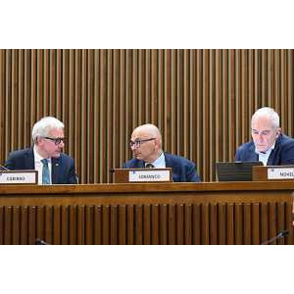 Da sinistra: Andrea Cabibbo, Michele Lobianco e Roberto Novelli (Forza Italia) - Da sinistra: Andrea Cabibbo, Michele Lobianco e Roberto Novelli (Forza Italia)