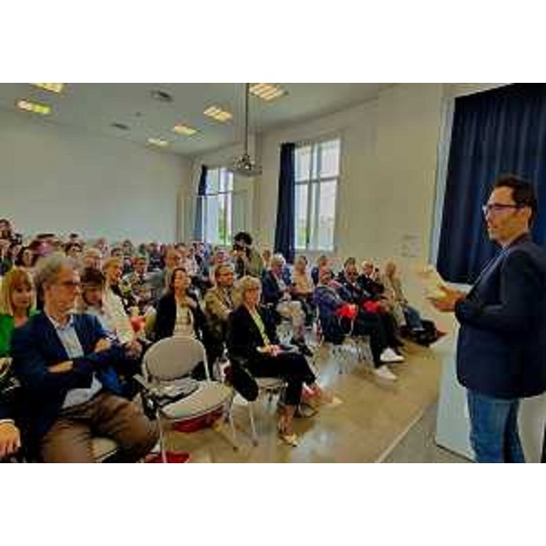 Il vicepresidente del Cr Fvg Stefano Mazzolini mentre interviene a Gemona per il 25 anni di Scenze motorie - Il vicepresidente del Cr Fvg Stefano Mazzolini mentre interviene a Gemona per il 25 anni di Scenze motorie