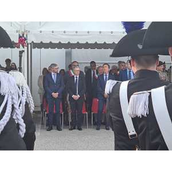 L'assessore regionale Stefano Zannier (al centro) partecipa alle celebrazione del 211. anniversario della fondazione dell'Arma dei Carabinieri a Pordenone. - L'assessore regionale Stefano Zannier (al centro) partecipa alle celebrazione del 211. anniversario della fondazione dell'Arma dei Carabinieri a Pordenone.