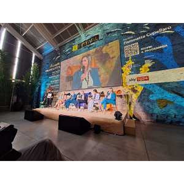 Amirante nel corso del panel nellambito del Green&Blue Festival 2025, al Museo nazionale della Scienza e della Tecnologia di Milano. - Amirante nel corso del panel nellambito del Green&Blue Festival 2025, al Museo nazionale della Scienza e della Tecnologia di Milano. 