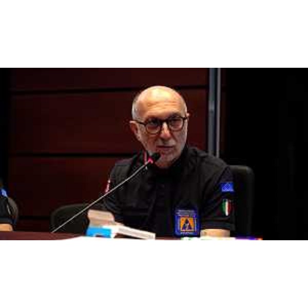 L'assessore Riccardi nel corso del suo intervento - L'assessore Riccardi nel corso del suo intervento