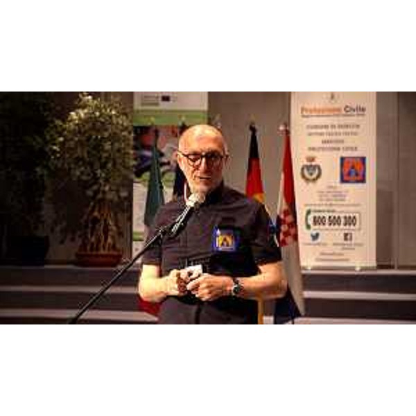 L'assessore Riccardi nel corso del suo intervento - L'assessore Riccardi nel corso del suo intervento