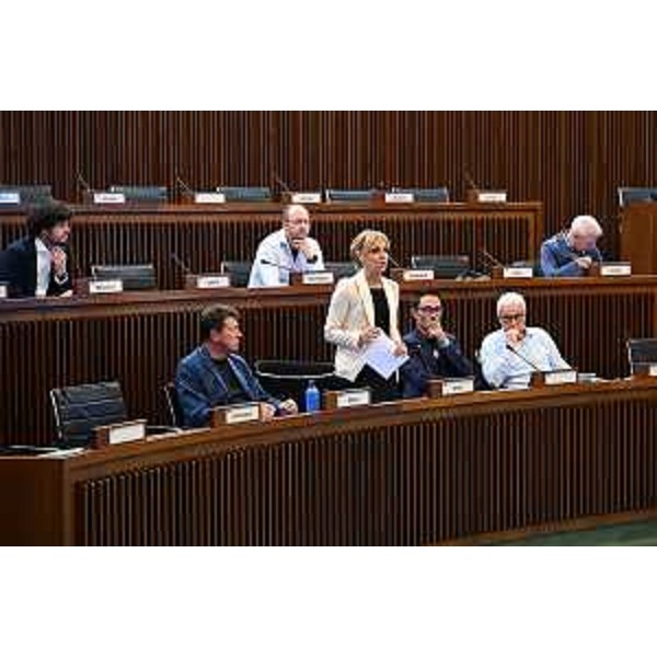 Lucia Buna (Lega) illustra la Pdl 49 in II Commissione consiliare - Lucia Buna (Lega) illustra la Pdl 49 in II Commissione consiliare