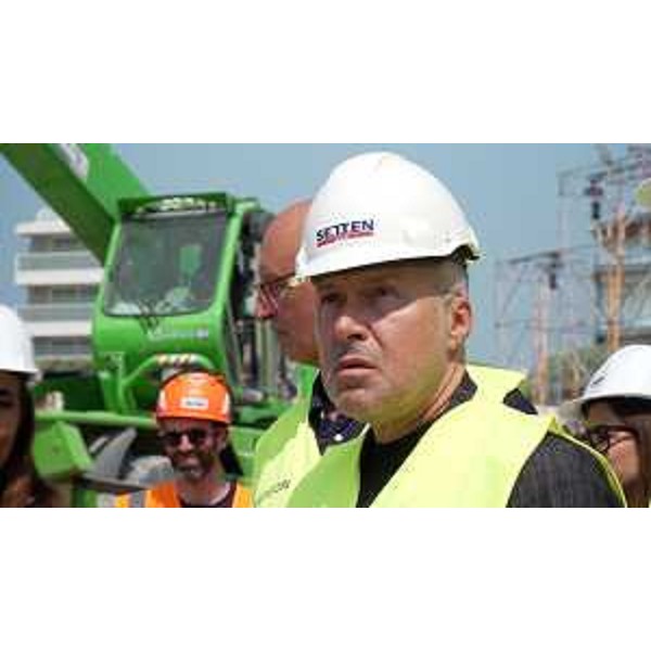 Il sopralluogo dell'assessore Bini alla Terrazza a Mare di Lignano - Il sopralluogo dell'assessore Bini alla Terrazza a Mare di Lignano