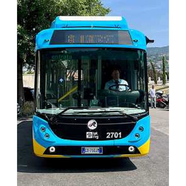 Uno dei nuovi autobus elettrici della Trieste Trasporti - Uno dei nuovi autobus elettrici della Trieste Trasporti